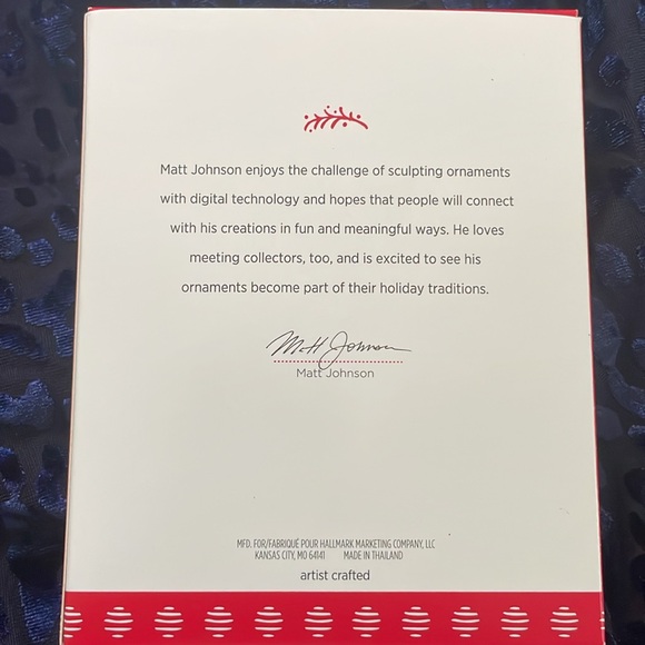 2017 Hallmark Happy Howlidays Dog Christmas Ornament Customizable Photo Holder - Picture 2 of 5